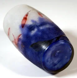 Sale Pamono Art Nouveau Fuchsia Cameo Vase from Daum Nancy, France, 1910s