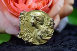 Pamono Art Nouveau Gold-Plated Brooch by Edropsy for Maison Savard, 1903><noscript><img width=