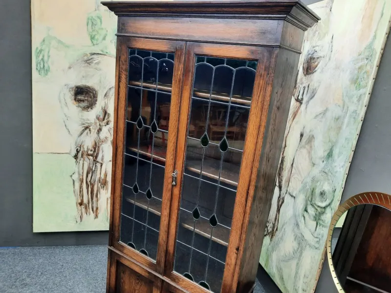 Pamono Art Nouveau Oak and Tiffany Glass Display Cabinet, 1910s