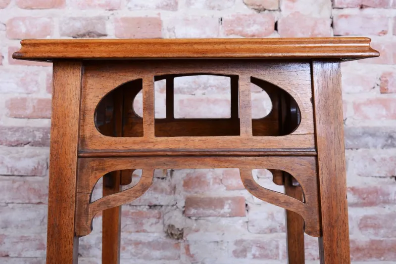 Pamono Art Nouveau Pedestal in Walnut, 1900s