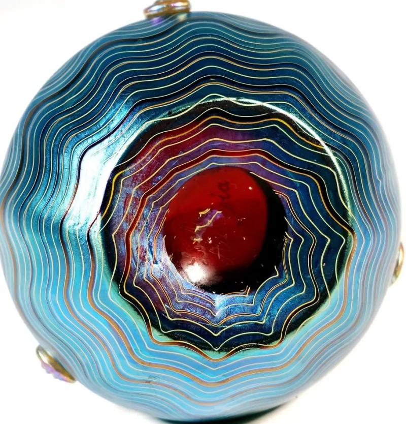 Online Pamono Art Nouveau Phenomenon Genre Ruby 6893 Vase with Handles from Loetz, 1900s