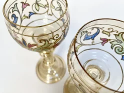 Pamono Art Nouveau Roman Style Wine Glasses with Hand-Painted Crystal Glass from Glashütte Theresienthal, Germany, 1920s, Set of 2><noscript><img width=