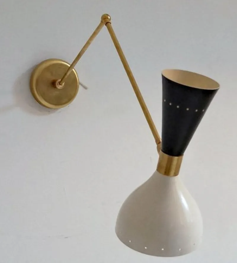 Outlet Pamono Articulated Sconce in Brass