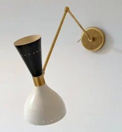 Outlet Pamono Articulated Sconce in Brass