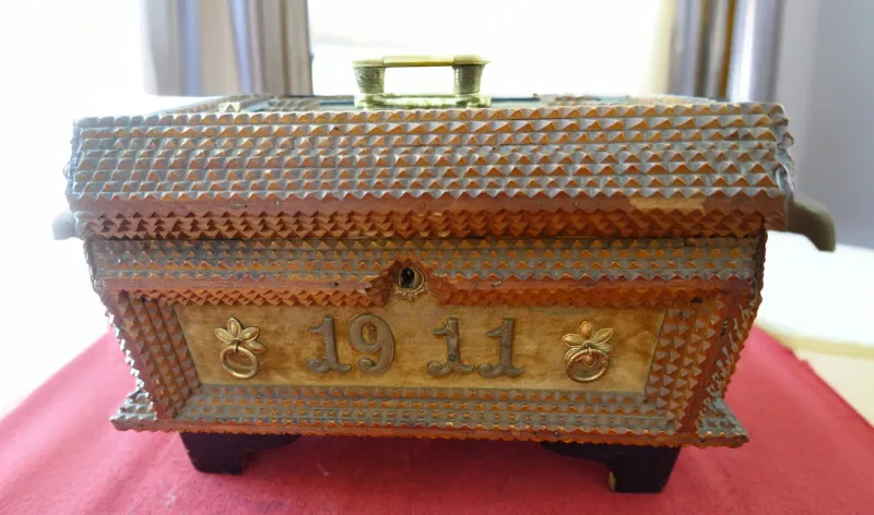 Best Pamono Arts & Crafts Wedding Jewelry Box, 1890s