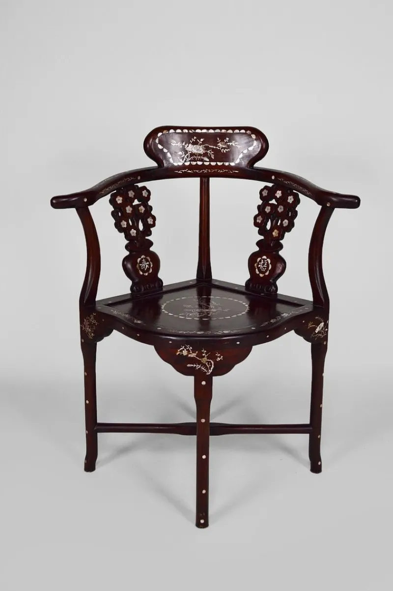 Pamono Asian Carved Inlaid Wood Armchairs, Early 20th Century, Set of 4> Living Room Sets