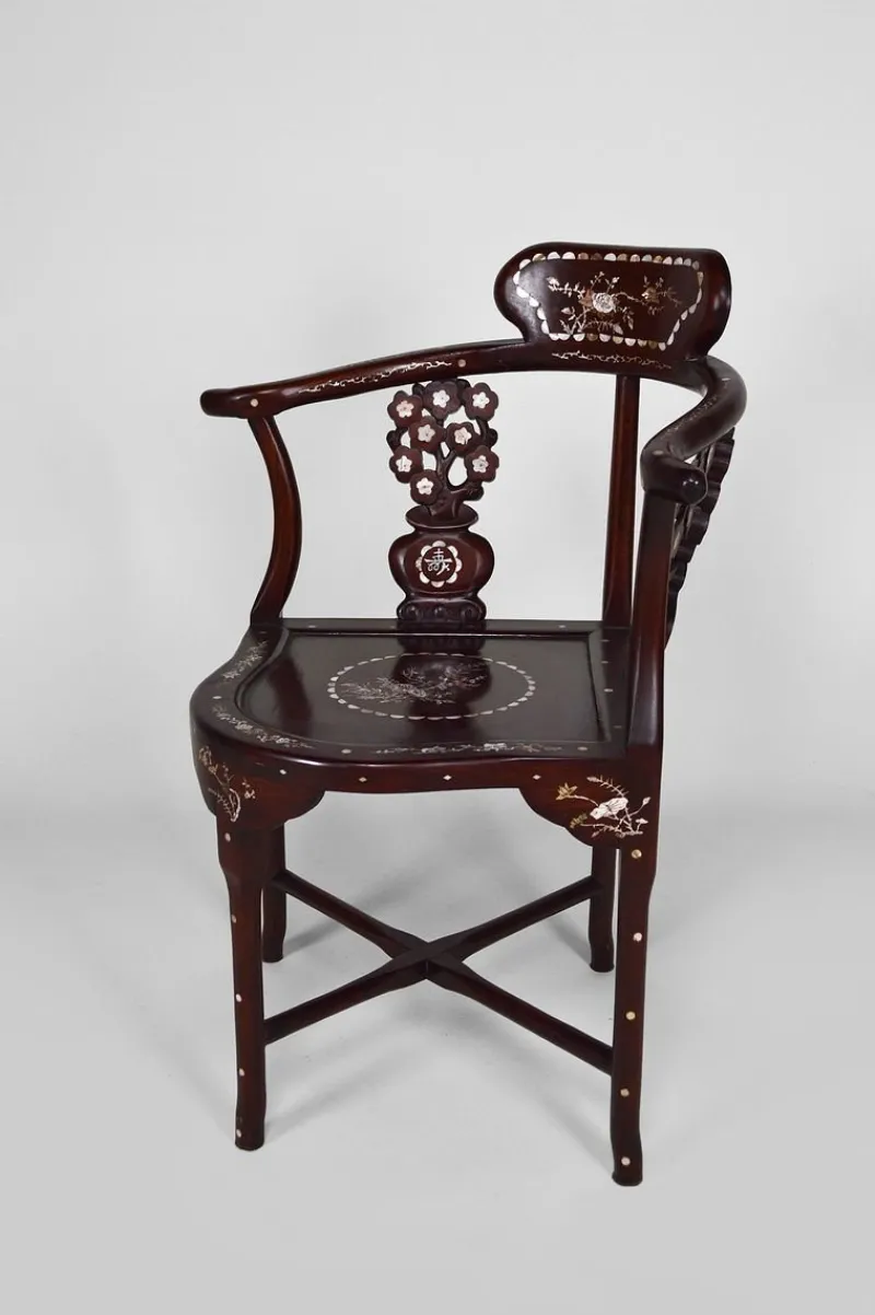 Pamono Asian Carved Inlaid Wood Armchairs, Early 20th Century, Set of 4> Living Room Sets