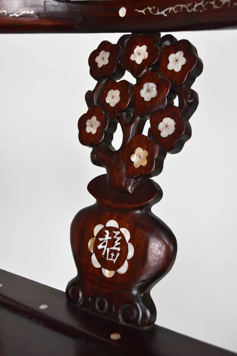 Pamono Asian Carved Inlaid Wood Armchairs, Early 20th Century, Set of 4> Living Room Sets