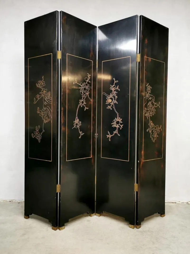Clearance Pamono Asian Lacquered Room Divider Depicting Crane Birds