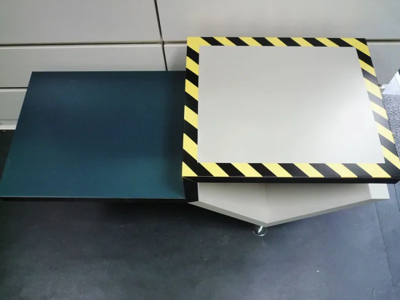 Pamono Attyka Console Table by Jacob Jensen for Bang & Olufsen, 1980s> Console Tables
