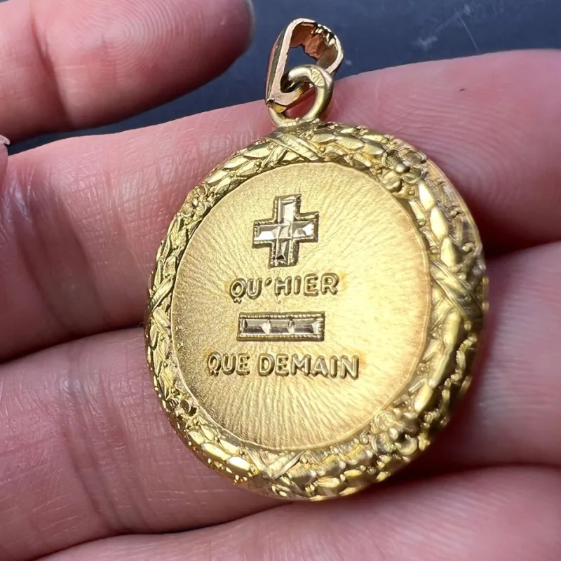 Discount Pamono Augis French Plus Quhier 18k Yellow Gold Love Charm Pendant, 1960s