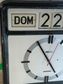 Pamono Automatic Calendar Auto-20 Watch from Twemco, 1970><noscript><img width=