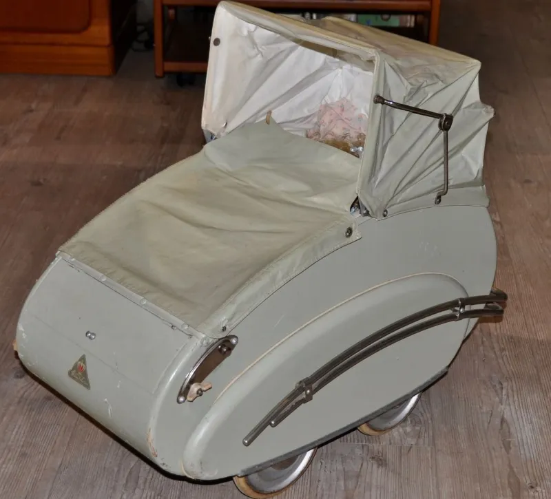 Pamono Baby's Stroller from Wisa-Gloria, 1930s> Children's Chairs