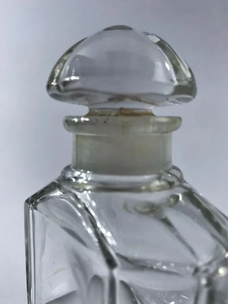 Outlet Pamono Baccara Cristal Bottle for the Perfume Jicky from Guerlain, 1900
