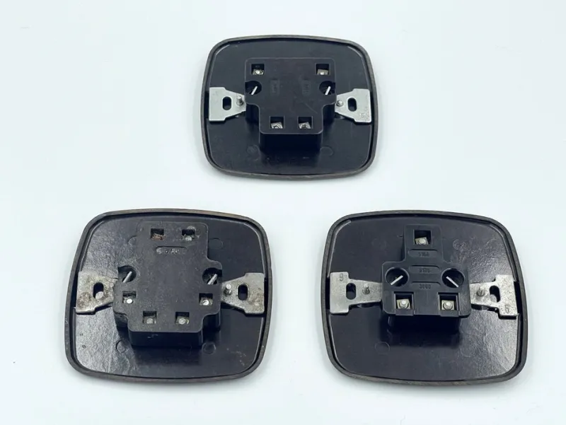 Pamono Bakelite Light Switches, 1940s , Set of 3> Electronics