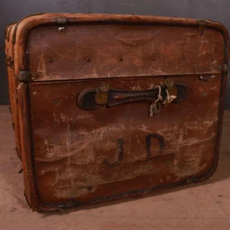 Pamono Banded Cabin Trunk, 1890s> Trunks Crates & Baskets