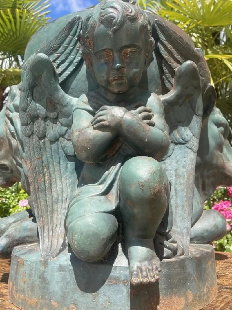 Pamono Baptismal in Cast Iron> Garden Tables