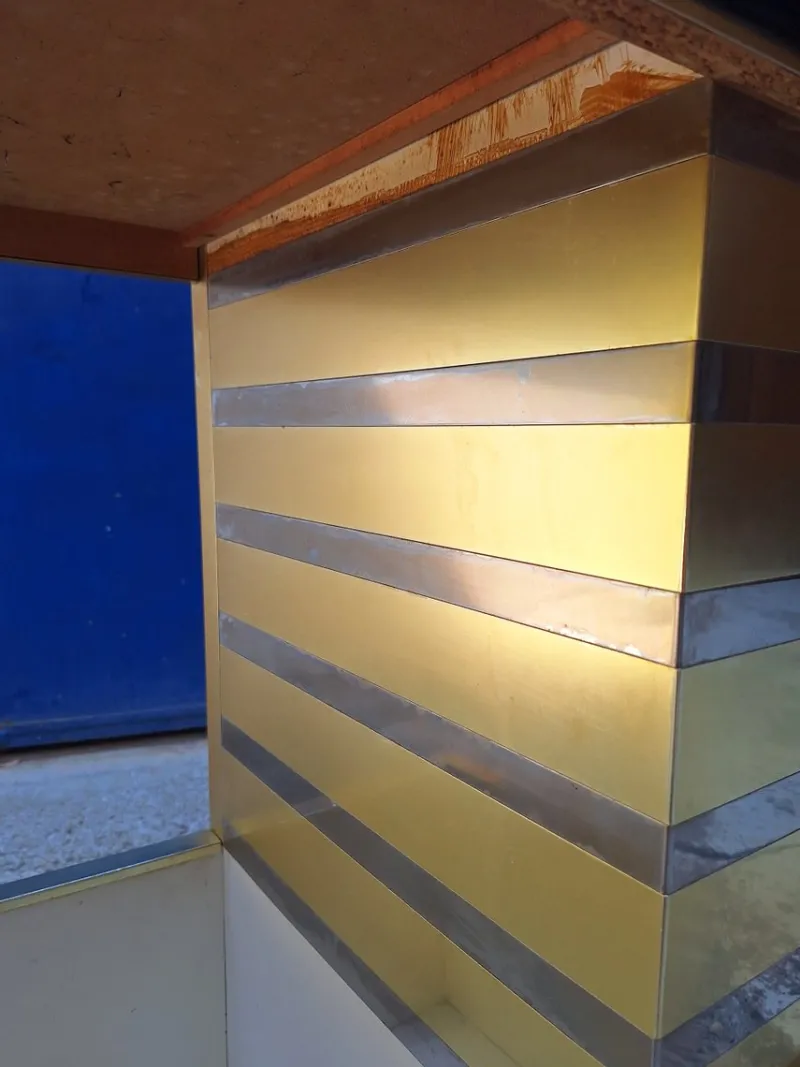 Pamono Bar Cabinet in Wood, Brass and Mirrored Glass from Stilglass Donati, Italy, 1970s> Worktables & Workbenches