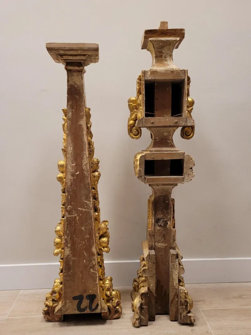 Pamono Baroque Altar Stipe or Pedestal in Carved and Gilded Wood, 17th-18th Century> Pedestals And Columns