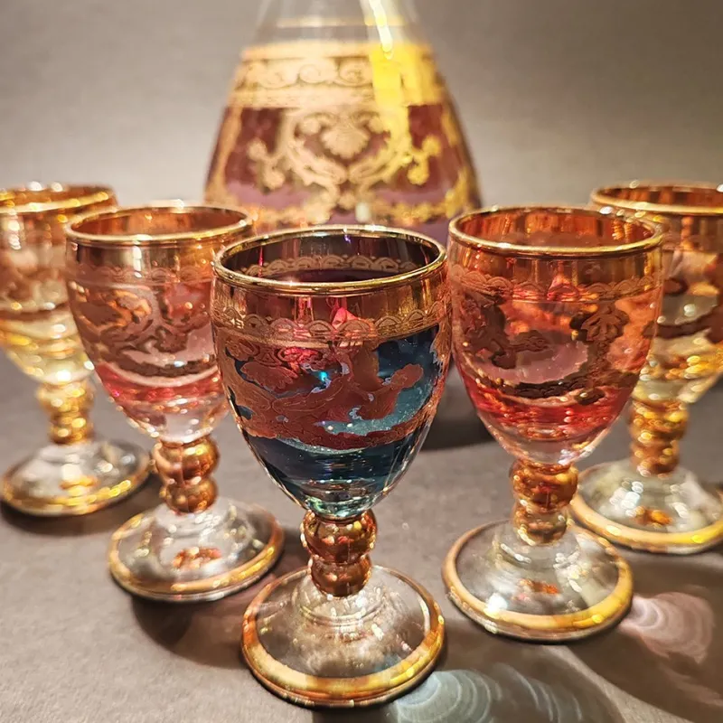 Pamono Baroque Venetian Bottle and Glasses in Glass with Gold Trim, Venice, Italy, 1950s, Set of 6> Dinnerware Accessories