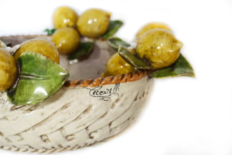 Outlet Pamono Basket with Small Lemons in Ceramic by Ceramiche Ceccarelli