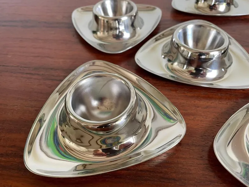 Pamono Bauhaus Egg Cups by Prof. Wagenfeld for WMF, Germany, 1950s, Set of 6> Dinnerware Accessories