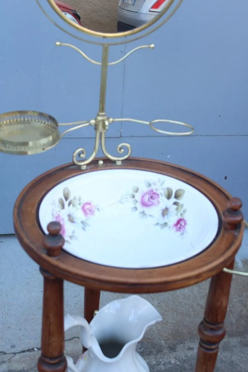 Pamono Bedroom Washstand with Basin, Pitcher, and Mirror> Dressing Tables