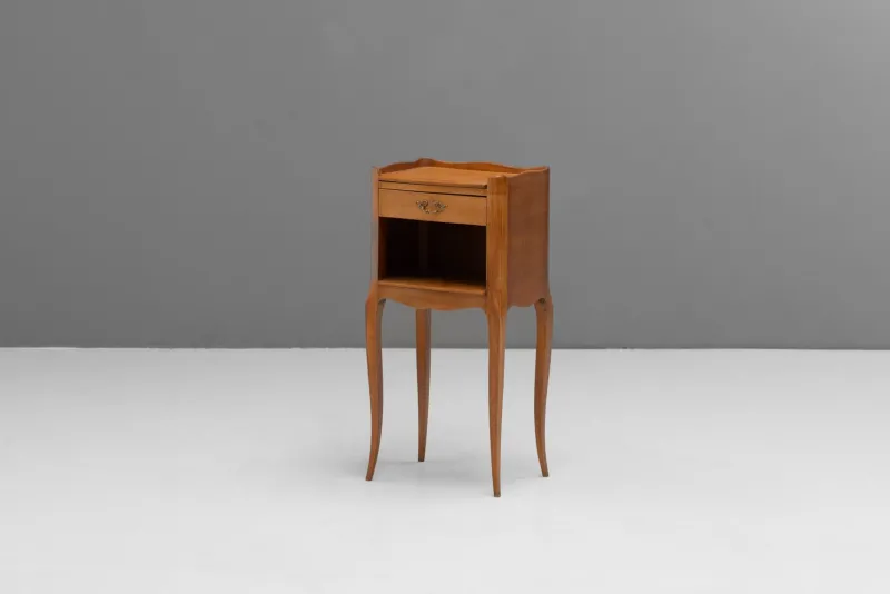 Pamono Bedside Tables, 1930s, Set of 2> Nightstands