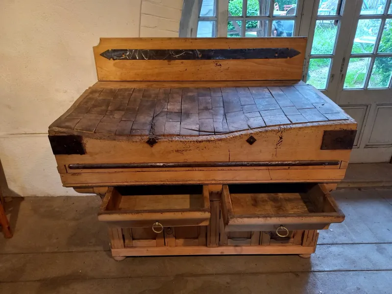 Pamono Beech Butcher Block, 1907> Worktables & Workbenches