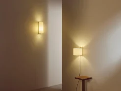 Pamono Beige and Beech TMM Corto Wall Lamp by Miguel Milá><noscript><img width=