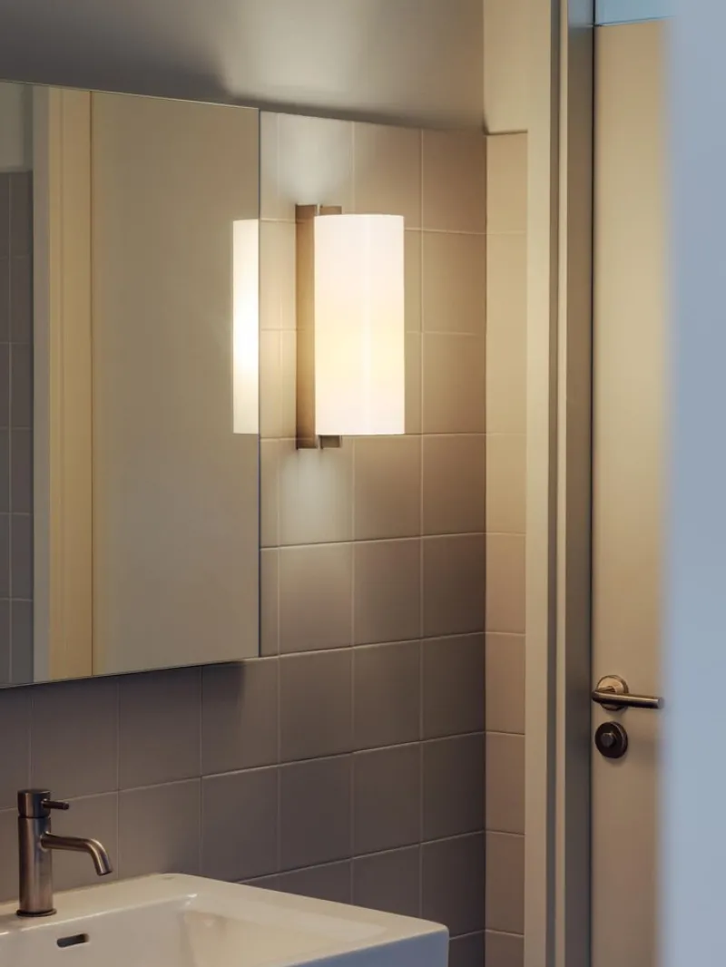 Pamono Beige and Beech TMM Corto Wall Lamp by Miguel Milá> Wall Lights & Sconces