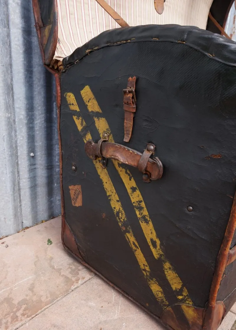 Clearance Pamono Belgian Steamer Trunk from Gustave de Laet, 1880s