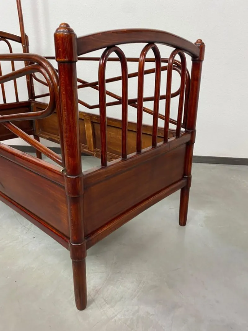 Pamono Bentwood Children's Bed by Michael Thonet, 1890> Beds & Bedroom Sets
