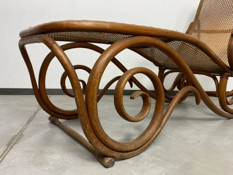 Pamono Bentwood No. 2 Daybed attributed to Thonet, 1880> Daybeds & Chaises Lounges