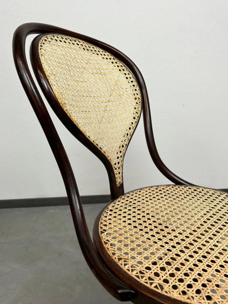 Sale Pamono Bentwood No. 9 Swivel Chair attributed to J. J. Kohn for Thonet, 1886