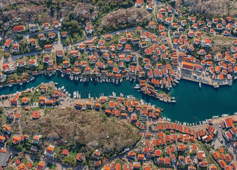 Pamono Bernhard Lang, AV_Archipelago_005 Aerial View, 2025, Print> Contemporary|Photography