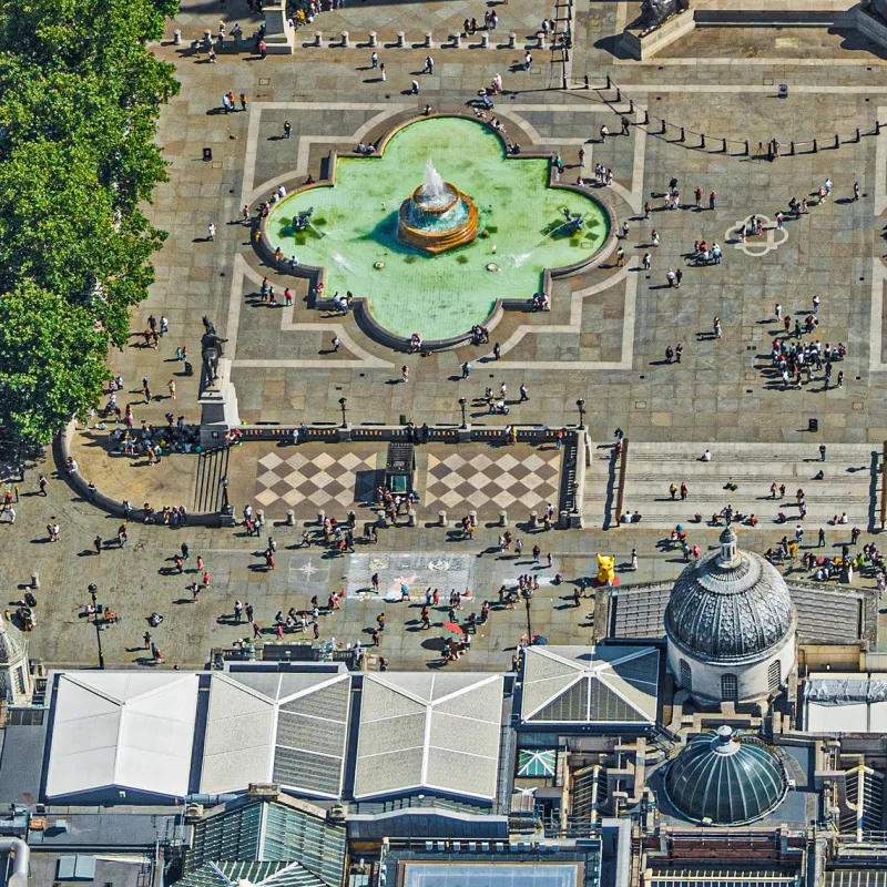 Pamono Bernhard Lang, Trafalger Square, Archival Pigment Print> Photography
