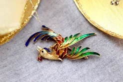 Best Pamono Bird Shaped Gold Brooch