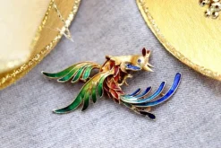 Best Pamono Bird Shaped Gold Brooch