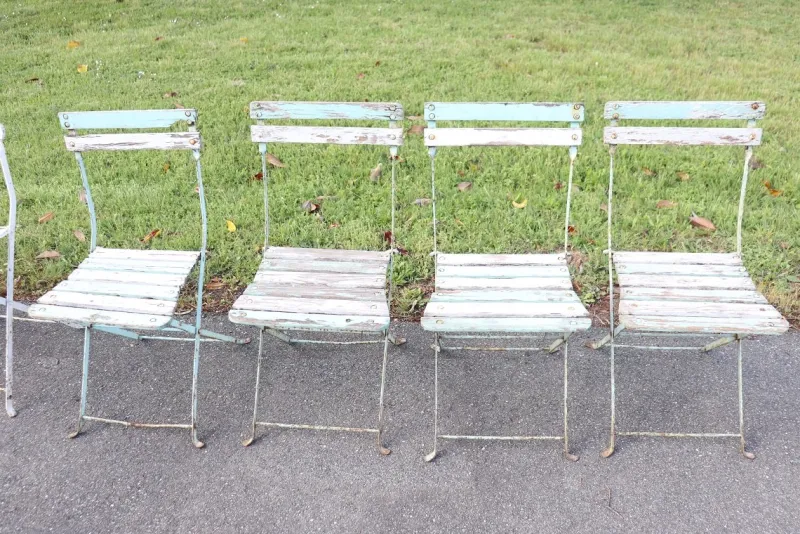 Outlet Pamono Bistro Garden Folding Chairs in Iron and Wood Slats, Set of 8