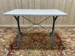 Pamono Bistro Table in Marble and Cast Iron> Garden Tables