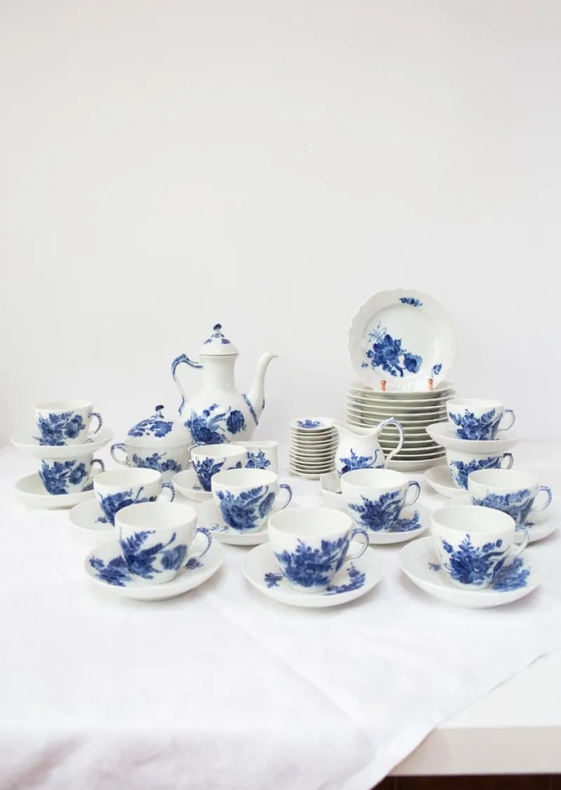 Pamono Blå Blomst Blue Flower Coffee Service from Royal Copenhagen, Set of 53> Coffee & Tea Service