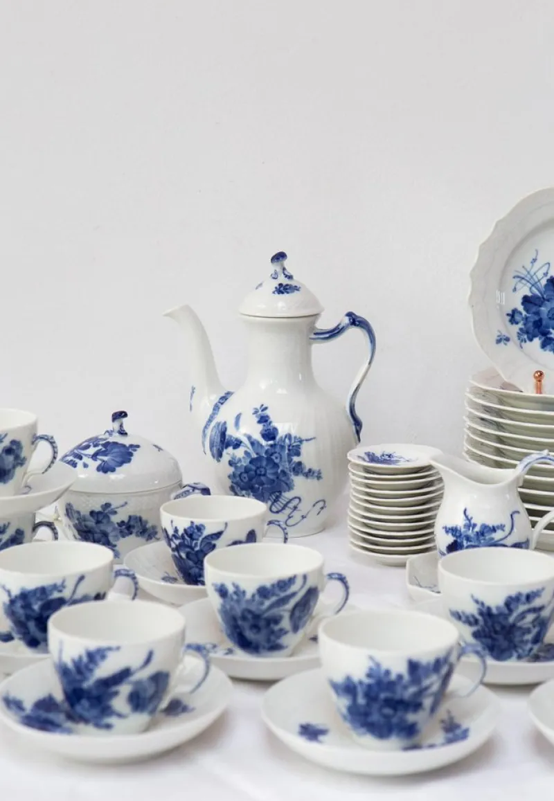 Pamono Blå Blomst Blue Flower Coffee Service from Royal Copenhagen, Set of 53> Coffee & Tea Service