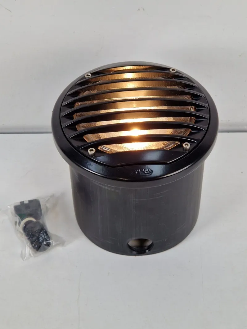 Pamono Black Aluminum Ground Spot by Simes Lighting, 1980s> Garden Lighting