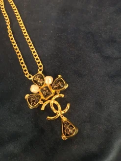 New Pamono Black and Gold Chanel Necklace Pendant from Chanel