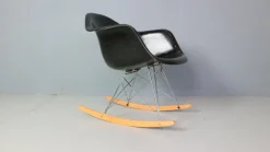 Pamono Black RAR Rocking Chair by Charles & Ray Eames for Herman Miller, 1977><noscript><img width=