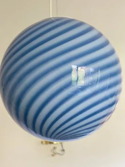Pamono Blue and White Sphere Pendant Lamp in Murano Glass from Simoeng> Ceiling Lights