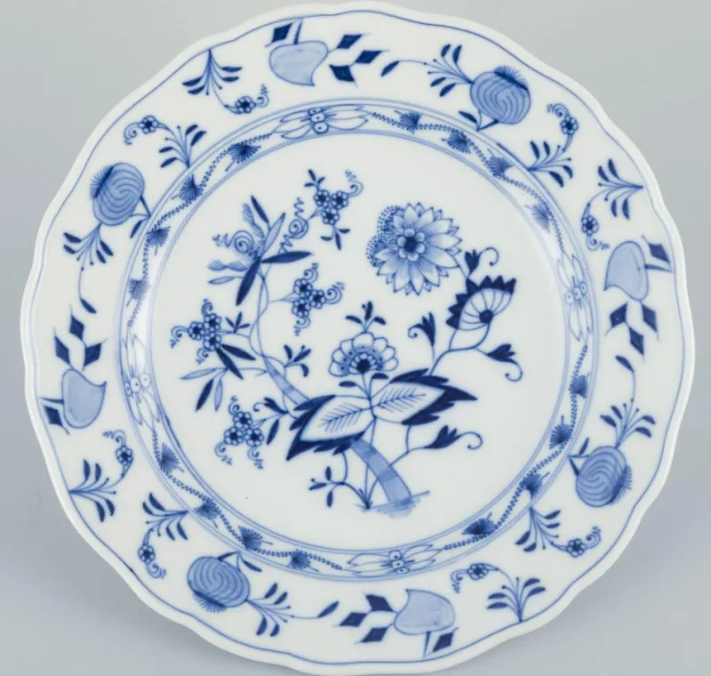Pamono Blue Onion Patterned Porcelain Dinner Plates from Meissen, Germany, 1890s, Set of 5> Dinner Plates & Bowls
