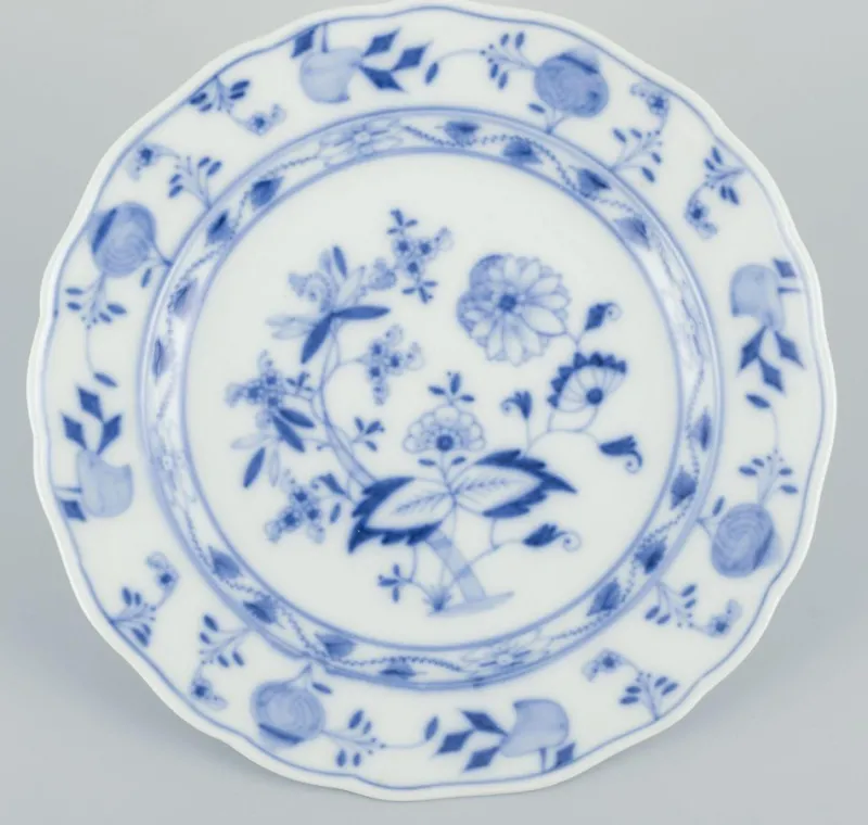 Pamono Blue Onion Patterned Porcelain Dinner Plates from Meissen, Germany, 1890s, Set of 5> Dinner Plates & Bowls
