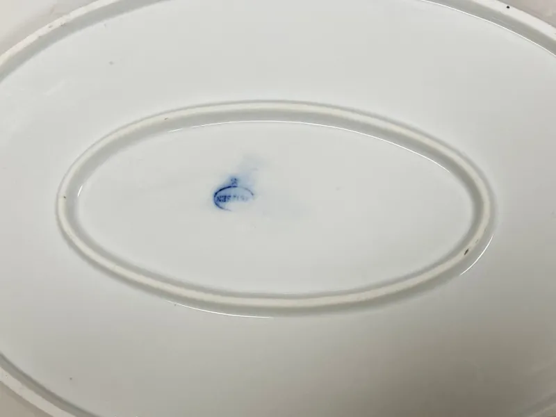 Pamono Blue Onion Porcelain Platter by Carl Teichert for Meissen, 1880s> Serving Dishes